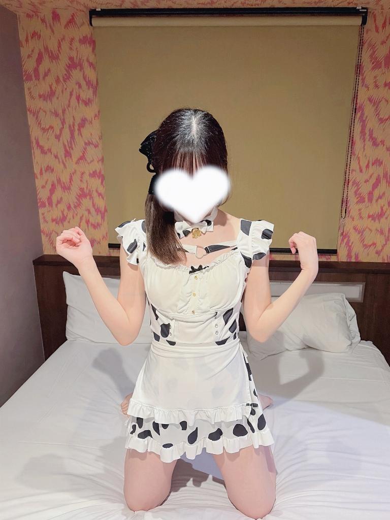 みな