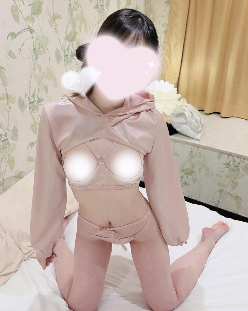 みな